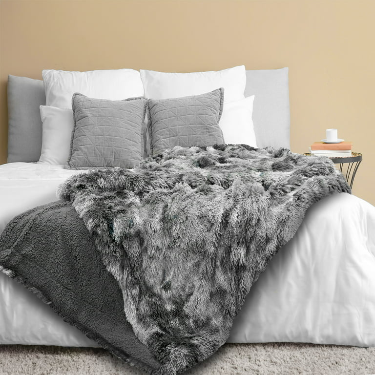PAVILIA Soft Fluffy Faux Fur Bed Blanket, King, Tie-Dye Grey, Shaggy Furry  Warm Sherpa Blanket Fleece Throw for Sofa, Couch, Decorative Fuzzy Plush