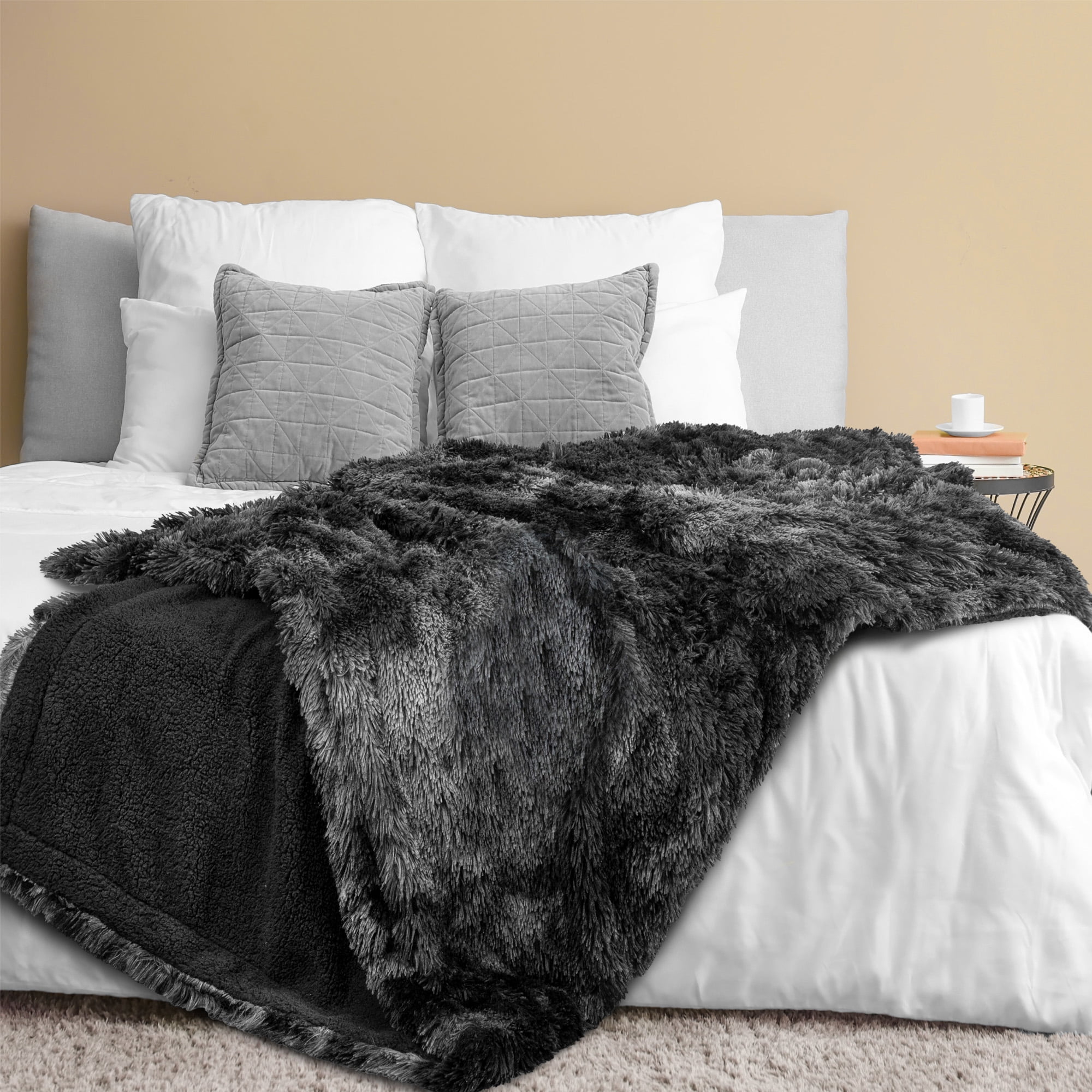 PAVILIA Faux Fur Sherpa Blanket, Queen, TieDye Black, Soft, Warm
