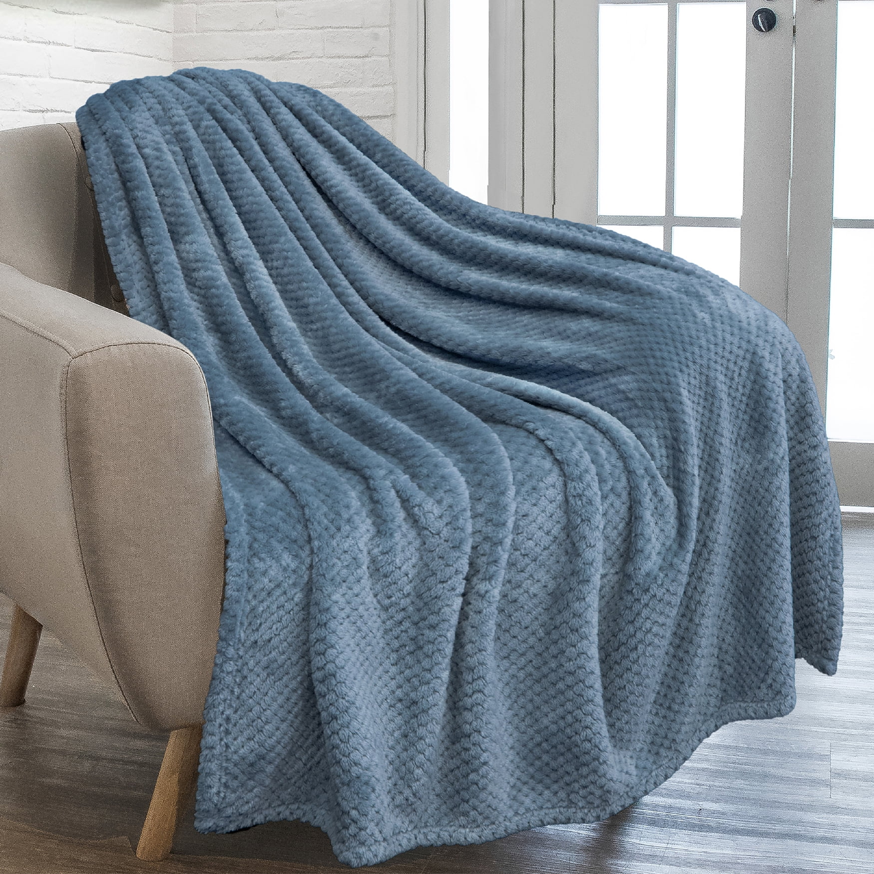 PAVILIA Waffle Fleece Throw Blanket for Couch Bed Dusty Blue
