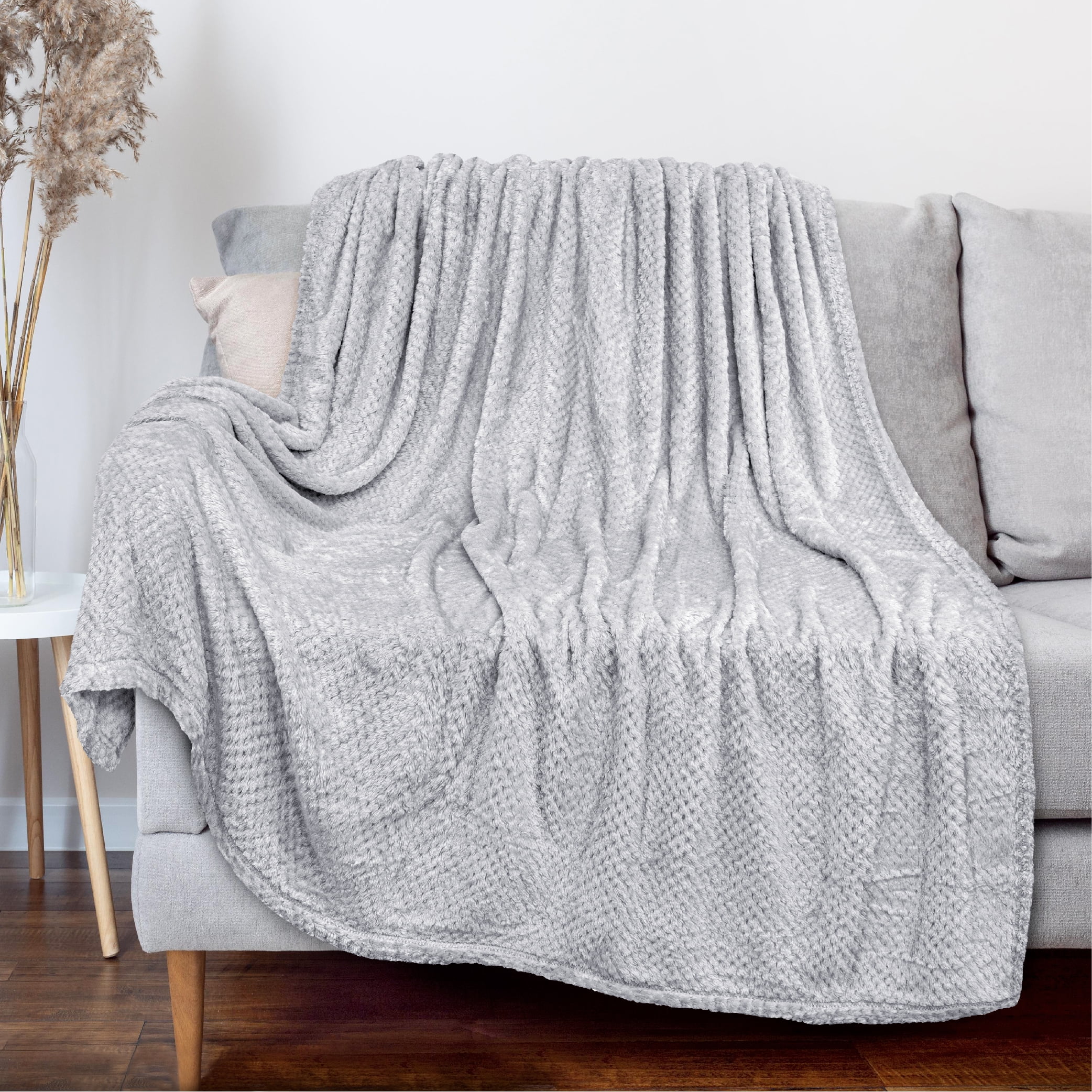 American Soft Linen Bedding Fleece Blanket, Plush Fuzzy Cozy Soft Blanket for Bed, Sofa, Couch, Queen Size 85x90 Inches / Gray