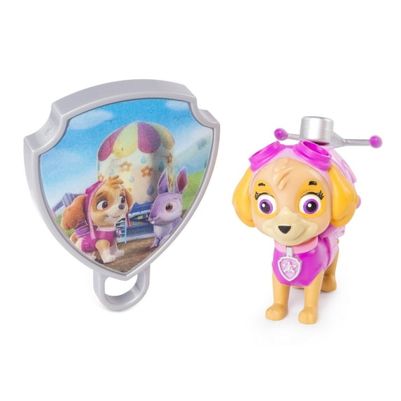 PAW Patrol - Action Pack Skye with Extendable Hook and Collectible Pup Badge