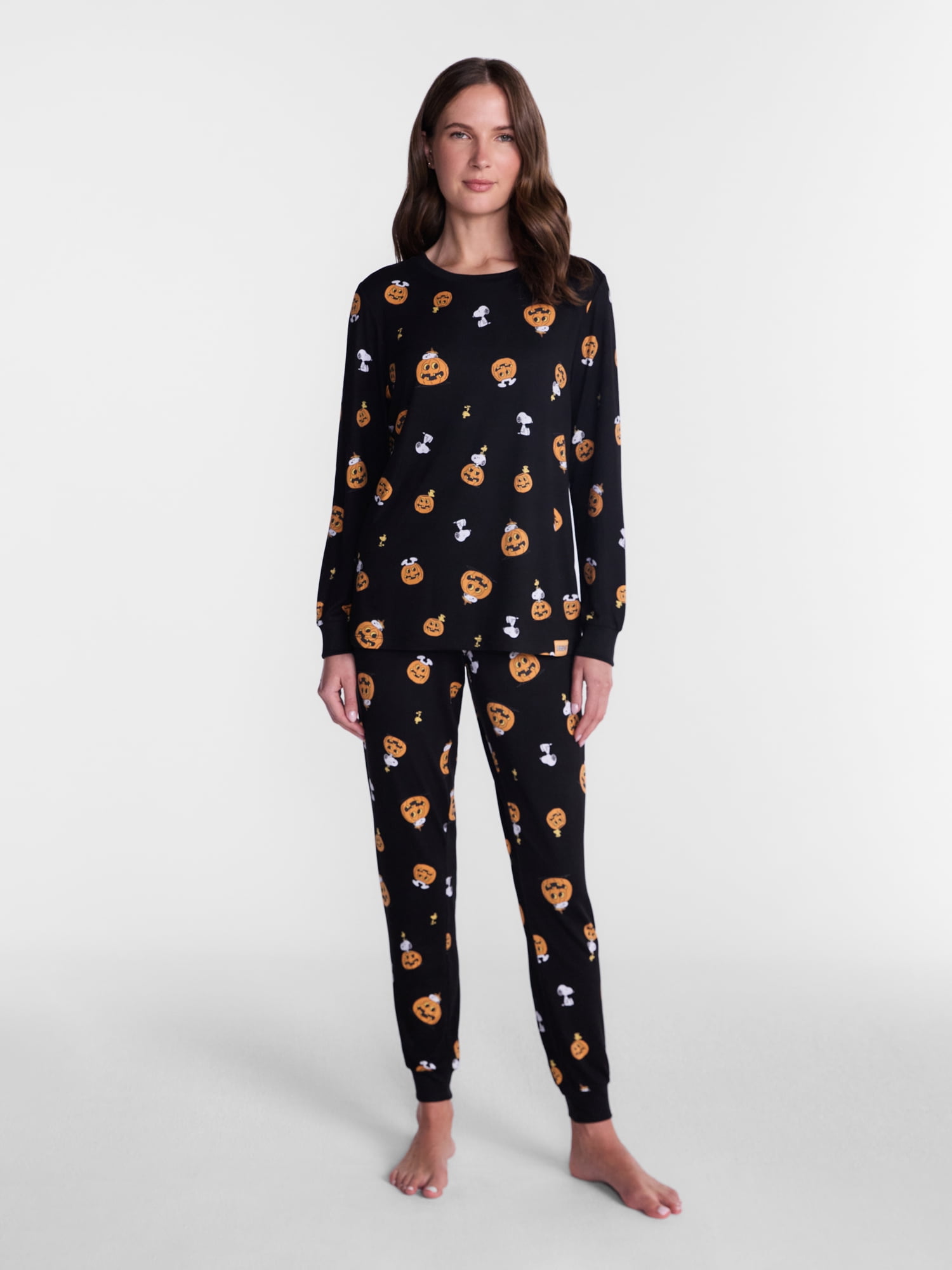 Peanuts Women’s Snoopy Matching Family Sleepwear Long Sleeve Top and Pants Pajama Set, 2 Piece, Sizes S-3XL
