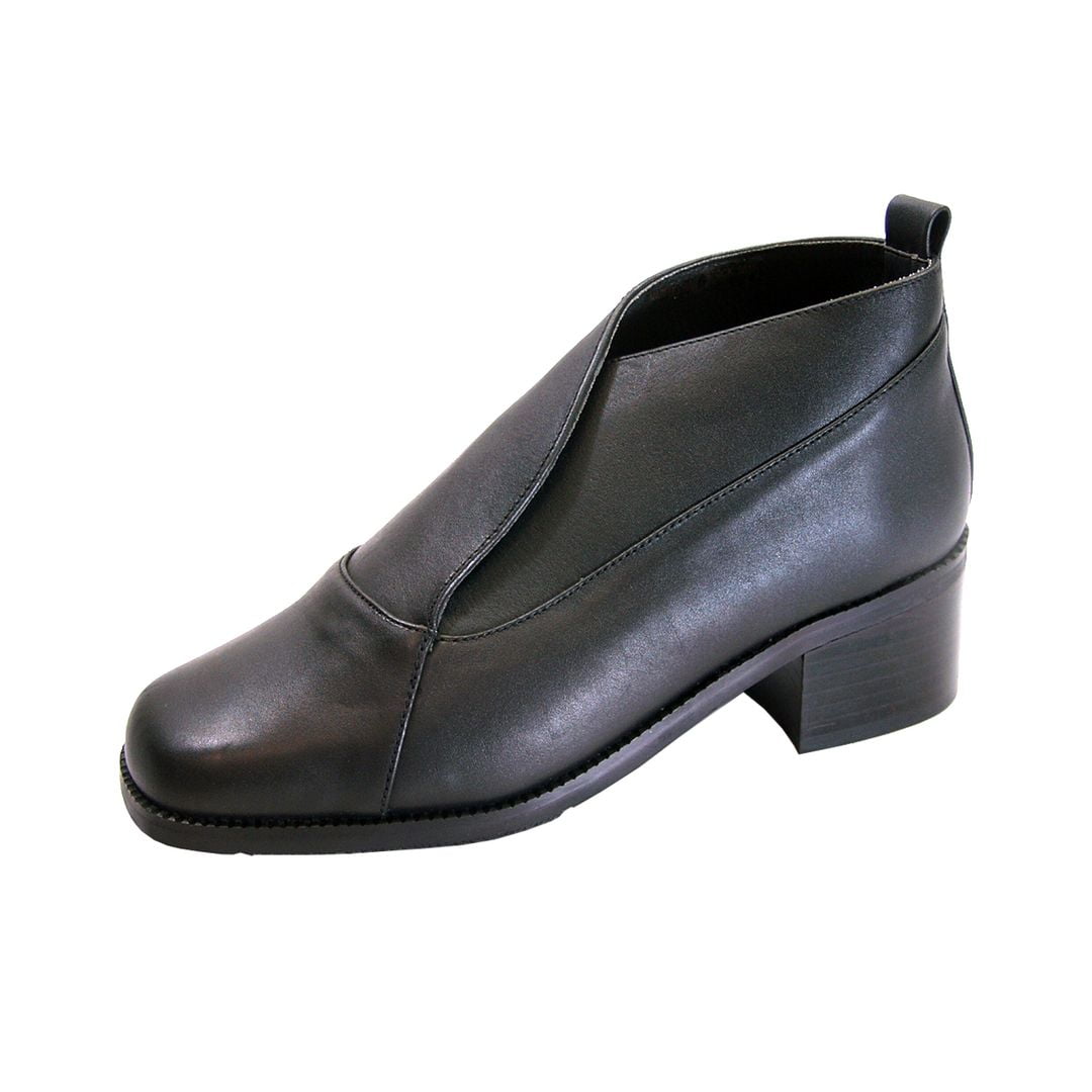 PEERAGE Thea Women Wide Width Leather Dress Booties BLACK 8
