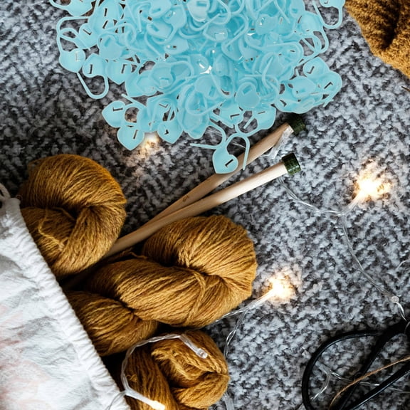 PENIKOKO Heart Shaped Plastic Stitch Markers Sky Blue Crochet Knitting Pins DIY Craft Safety Pins