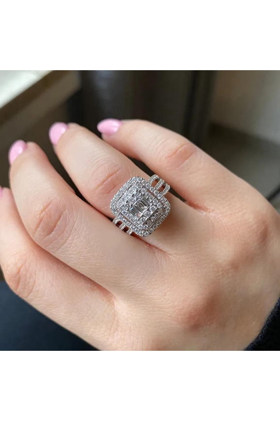 Classic Valentine's Day Promise Ring For Women Ladies Shiny Dazzling Cubic Zirconia CZ Ring Ideal Jewelry Gift Gift Box Included
