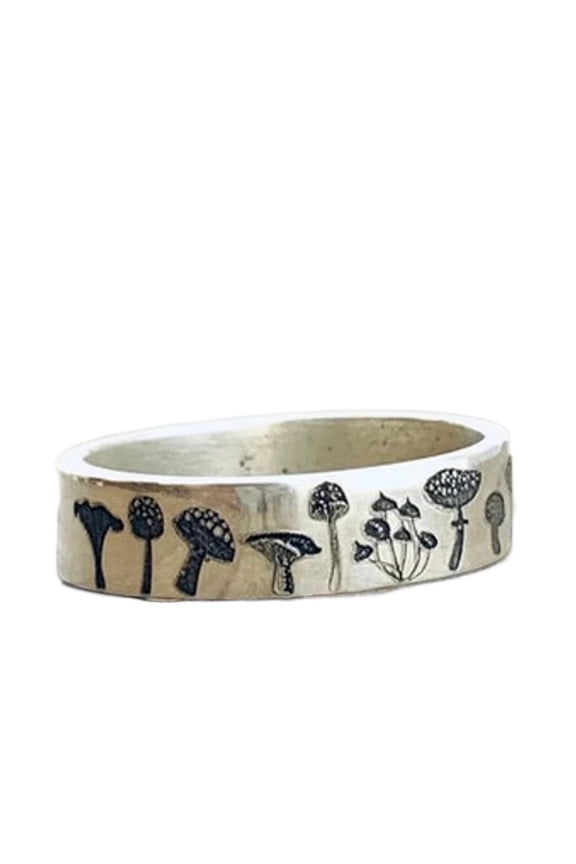 Mens Titanium Ring Wedding Band Distressed Ring Female Embossed Mushroom Pastoral Ring Daily Accessories With White Gift Box
