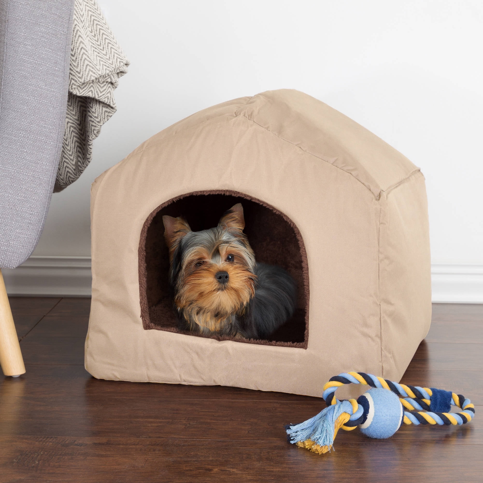PETMAKER Cozy Cottage Small Pet Bed with Removable Sherpa Pad, Tan