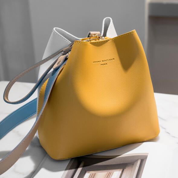 Casual, modern and simply beautiful :) #picard #bag #bucketbag