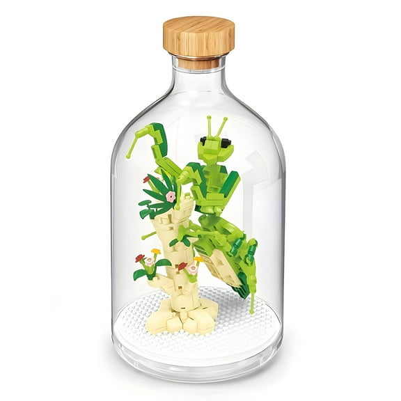 PISONIC Mantis in a Bottle Building Toy Friend Set, Micro Mini Building Block Set for Home Office Decor, Christmas Birthday Gift for Boys Girls