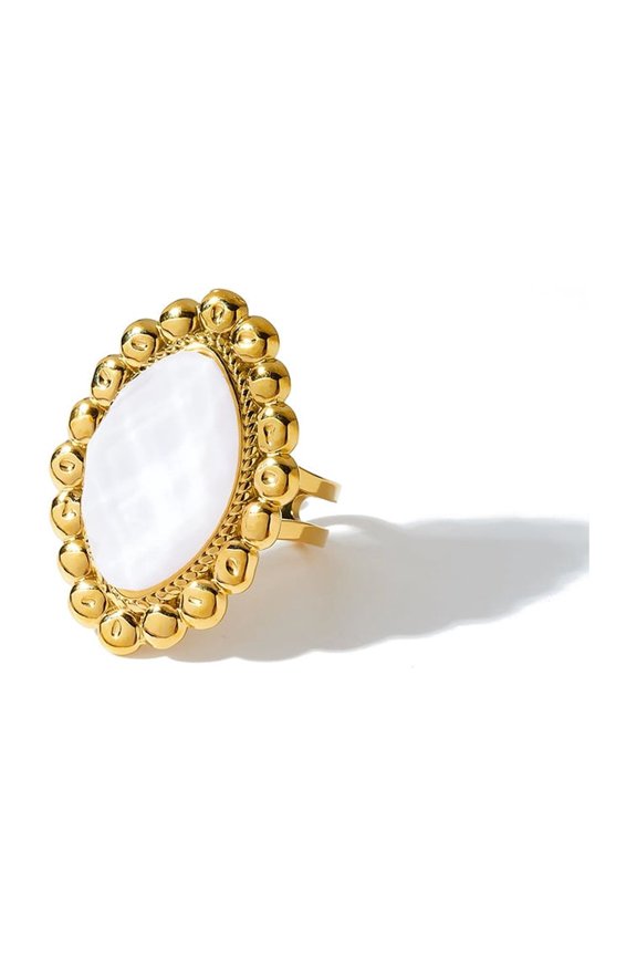 Vintage Oval White Shell Bezel Open Cuff Ring for Women, 18K Gold Plated Tarnish Resistant Stainless Steel Niche Retro Adjustable Statement Finger Jewelry