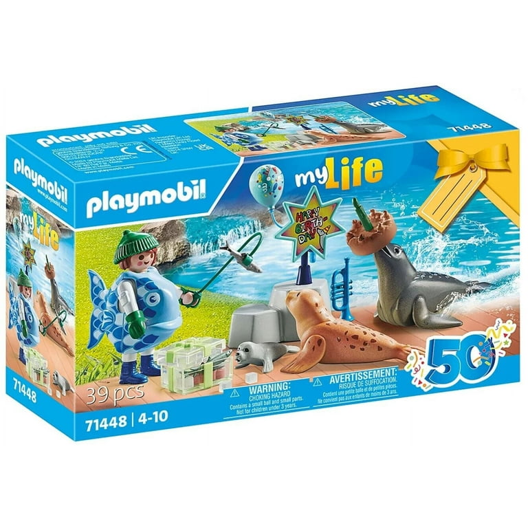 PLAYMOBIL Sea Keeper with Animals Gift Set, Aquarium Water Toy