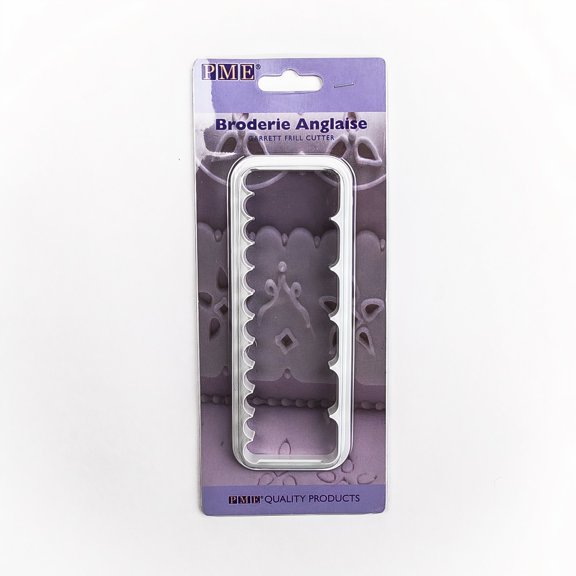 PME Broderie Anglaise Garrett Frill Cutter