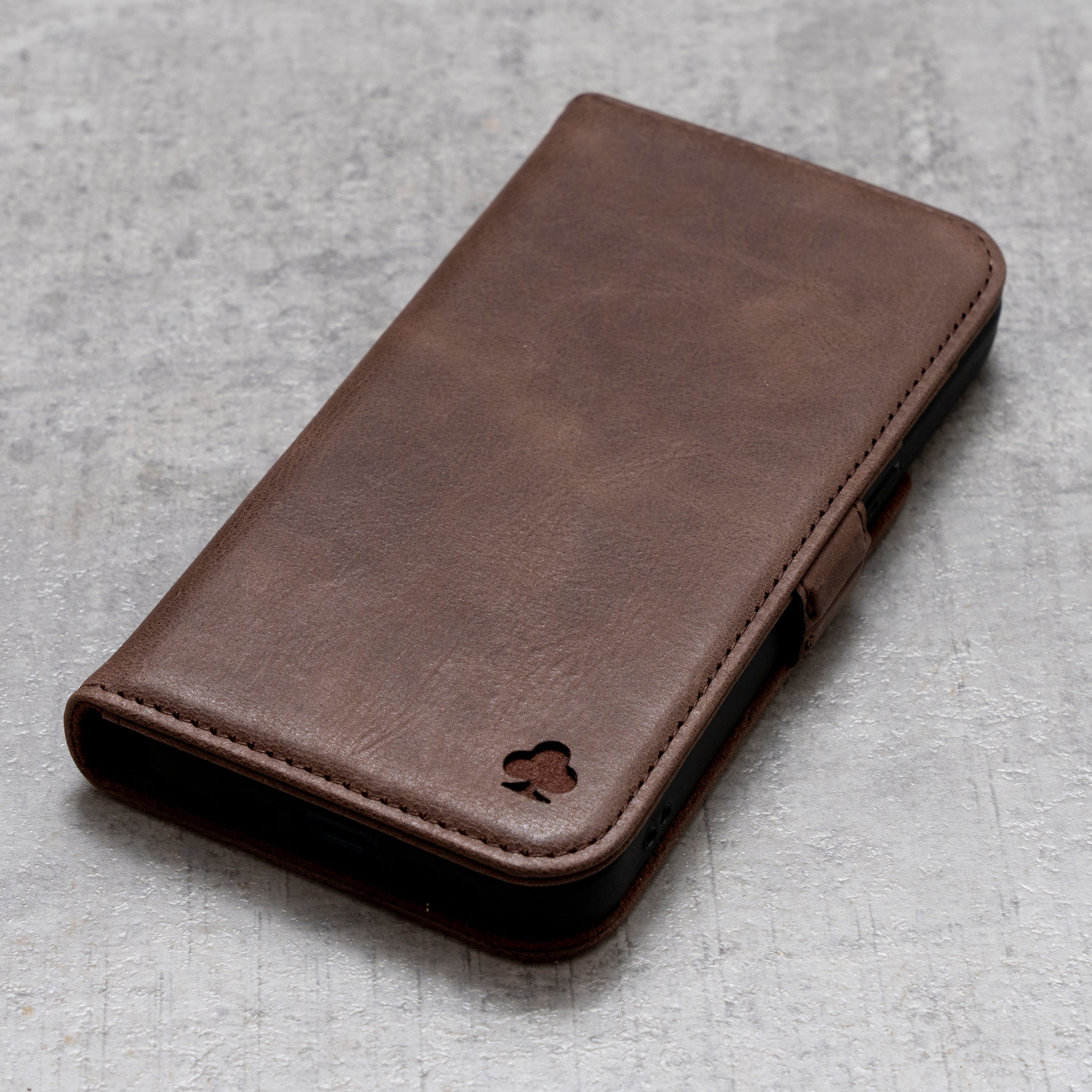 PORTER RILEY - Leather Case for iPhone 16 Pro Max. Premium Genuine Leather Stand/Cover/Wallet/Flip Case