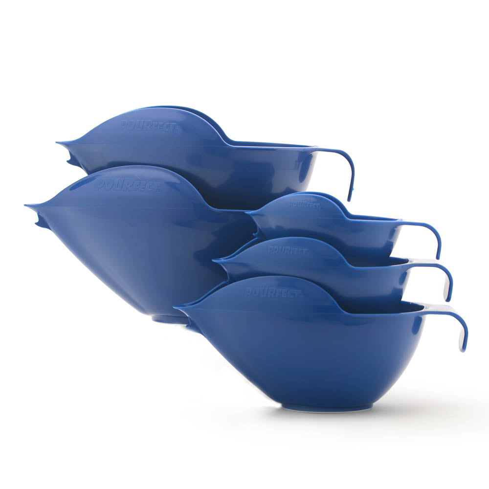 https://i5.walmartimages.com/seo/POURfect-Spilll-Proof-Mixing-Bowls-1013-1-2-4-6-8-Cup-Bowl-Set-Blue-Willow_8c5dd457-dc7a-4b6b-b763-a3e86a827230_1.0f3f85dc3a7747d3a18ec99d0e9f3575.jpeg