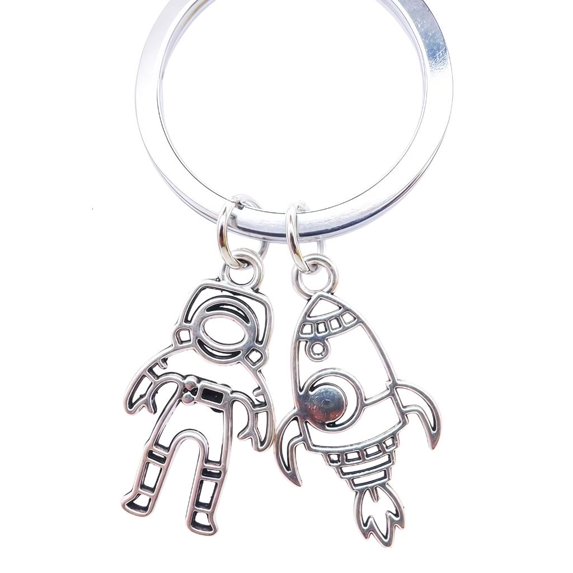 POYOGA Stylish Metal Spaceman Key Accessory Measuring 7cm In Length