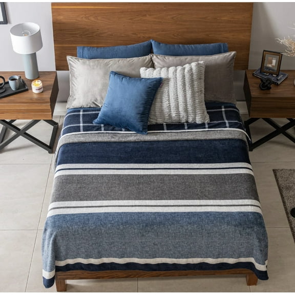 PRESTON SQUARED AND LINED REVERSIBLE LIGHT BLANKET SOFTY AND WARM THROW SIZE
