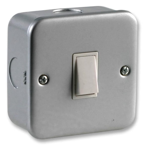 PRO ELEC - Metalclad 1 Gang 2 Way Light Switch