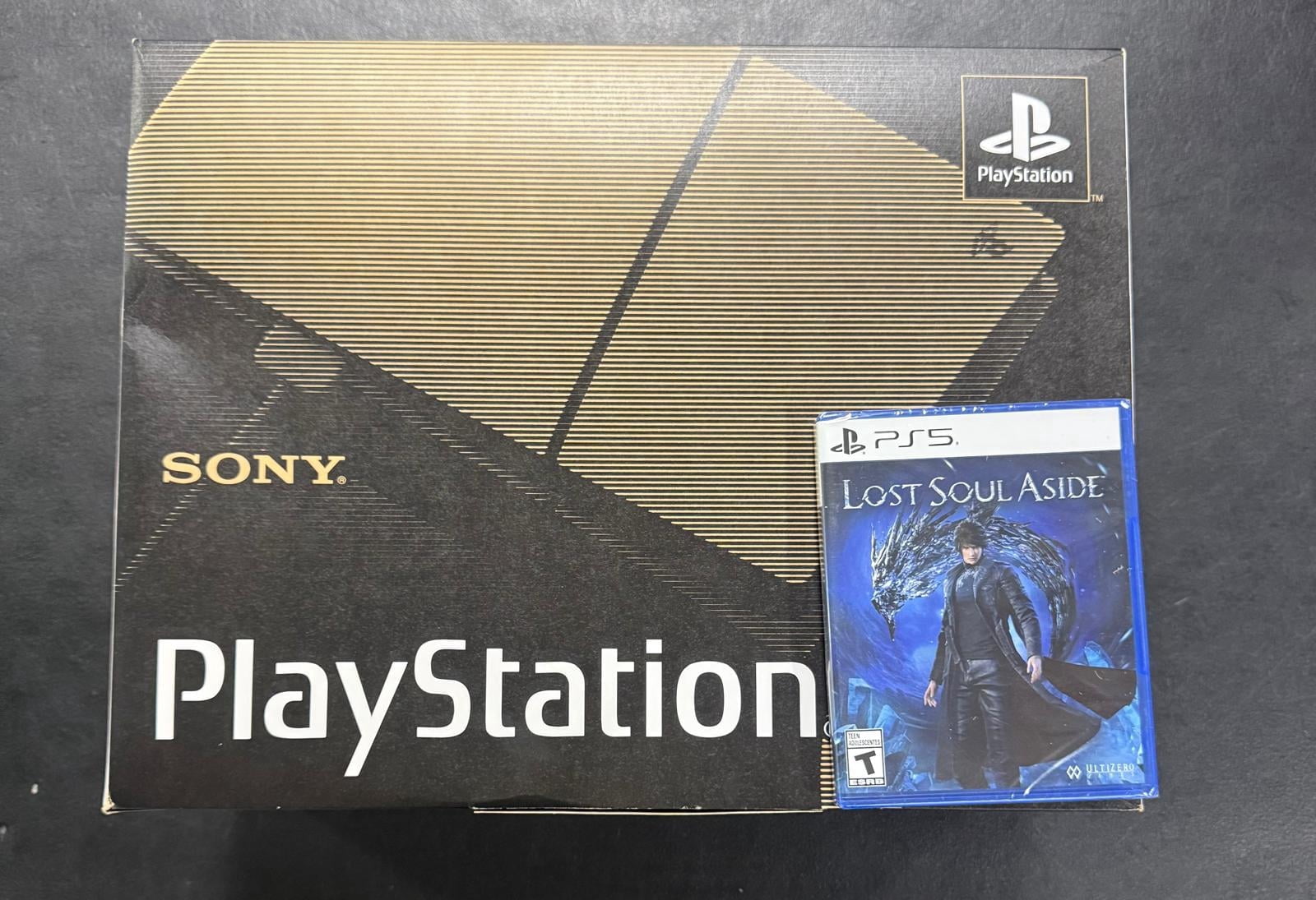 PS5 Console Digital Edition 30th Anniversary (JP) with Lost Soul Aside Bundle