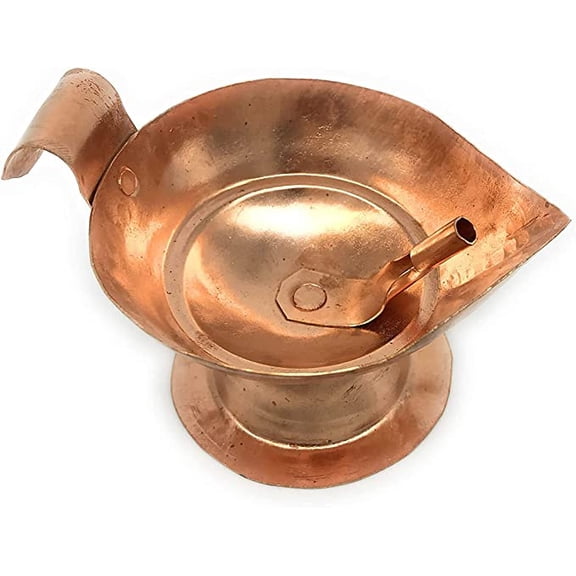 PSQURMART Copper Diya Oil lamp for Pooja with Handle & Wick Holder Copper Diya (Copper, M)
