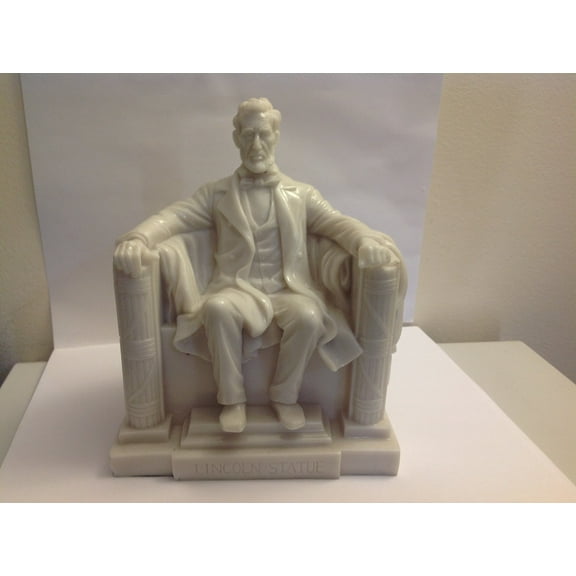 PTC 8.25 Inch Abraham Lincoln National Memorial Replica Figurine