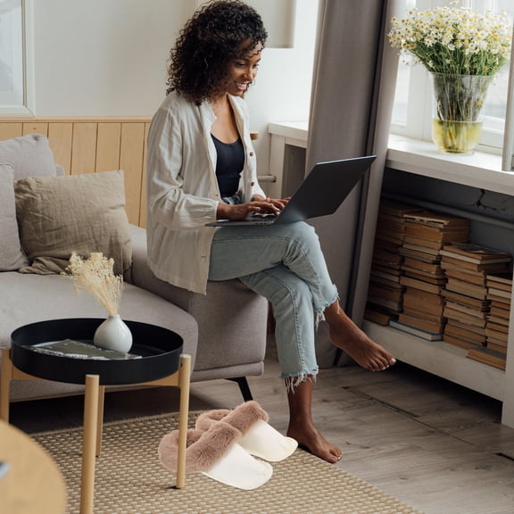 PTOOTP 1Pair Coffee Fleece Clog Liners Soft Cushioned Removable Warm Insoles for Clogs