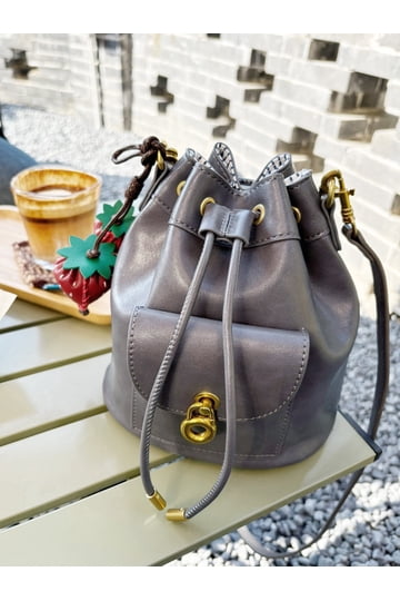 dasein fashion leather convertible drawstring bucket bag and backpack Old Trend Crocus This versatile bag can be worn in four ways Dasein Womens Fashion Drawstring Backpack