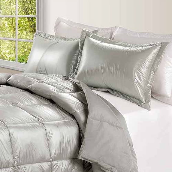 PUFF High Loft Down Indoor/Outdoor Water Resistant Comforter with Extra Strong Nylon Cover - Full/Queen
