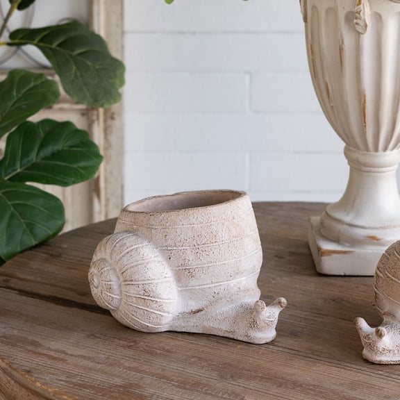 PUKNLY Cement Snail Planter for Indoor and Outdoor Use, No Holes, Heavy-Duty Flower Pot, Modern Decorative Plant Holder for the Living Room, Patio, or Garden Decor