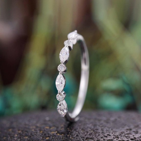 PULABO Elegant Engagement Party For Women For Her Dazzling Lightweight CZ AAA Zircon Ring Ideal Jewelry Gift Gift Box Included