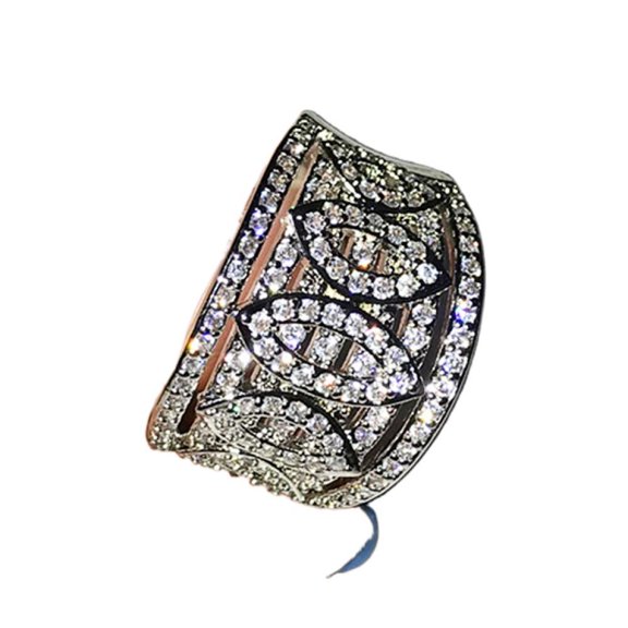 PULABO Modern Cocktail Wedding For Women For Her Comfortable Fit Lightweight Cubic Zirconia AAA Zircon Ring Elegant Gift With Gift Packaging