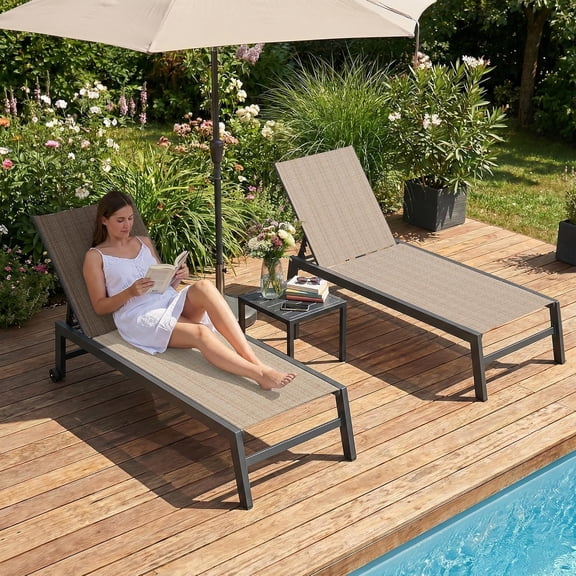 PURPLE LEAF OUTDOOR Oversized Patio Chaise Lounge Set of 2 with Side Table Extra Wide Reclining Chair with Wheels All-Weather Textilene Mesh Aluminum Frame for Deck Yard Poolside Camel