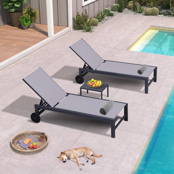 PURPLE LEAF Outdoor Chaise Lounge with Wheels for Outside 2 Pieces Aluminum Patio Lounge Chair with 5 Adjustable Position for Outdoor, Beach, Yard, Pool, Side Table Included, Light Grey