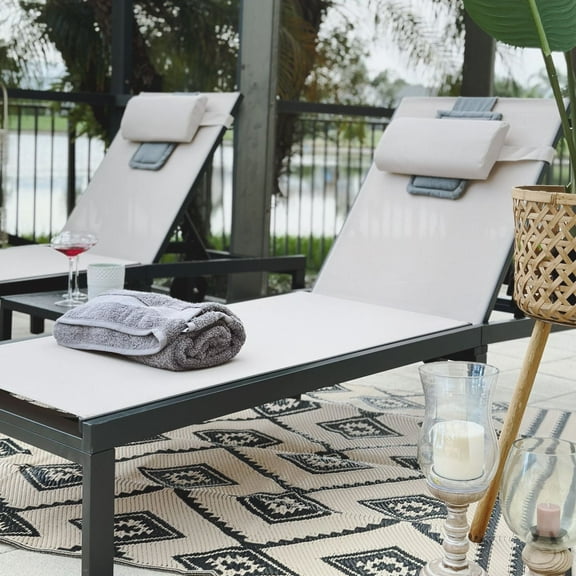 PURPLE LEAF Outdoor Tanning Lounge Chair Set with Face Hole Aluminum Adjustable Reclining Lounger for Poolside Beach Sunbathing with Wheels Pillows and Table Patio, Beige