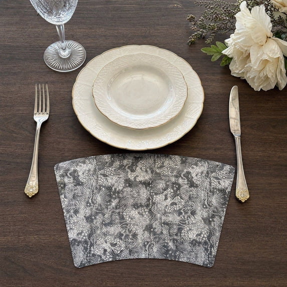 PVC Heat Insulation Pad 50.5 x 31.5 cm Oil-Proof Embossed for Hot Dishes, Dining Table, Kitchen Countertop