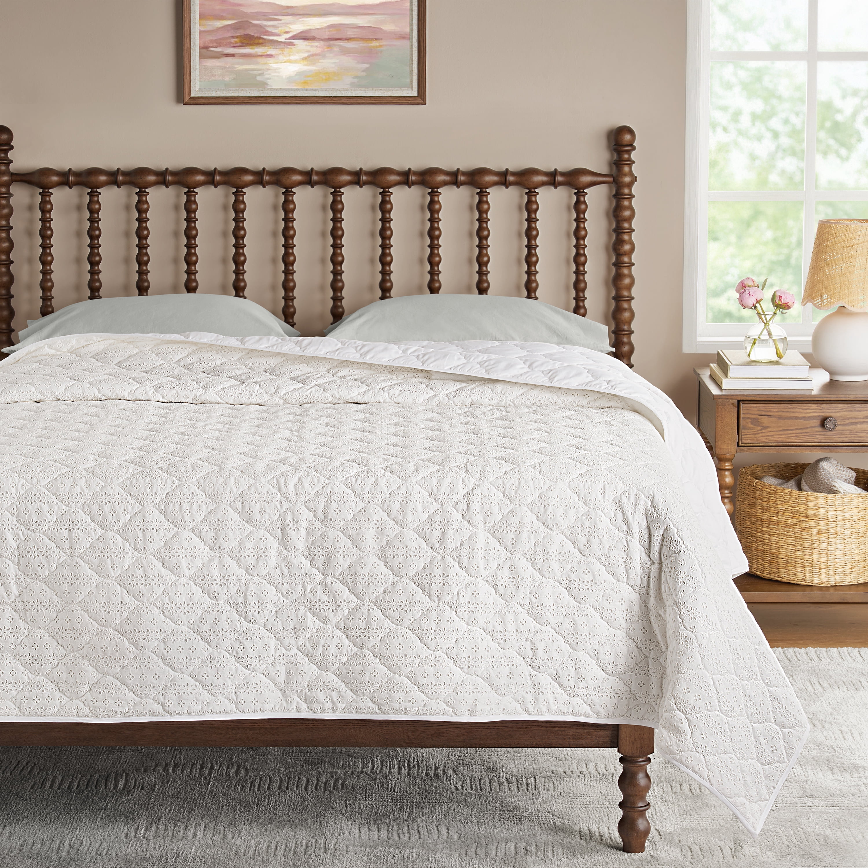The Pioneer Woman Claire Lace Eyelet Quilt, Full/Queen, Bleached