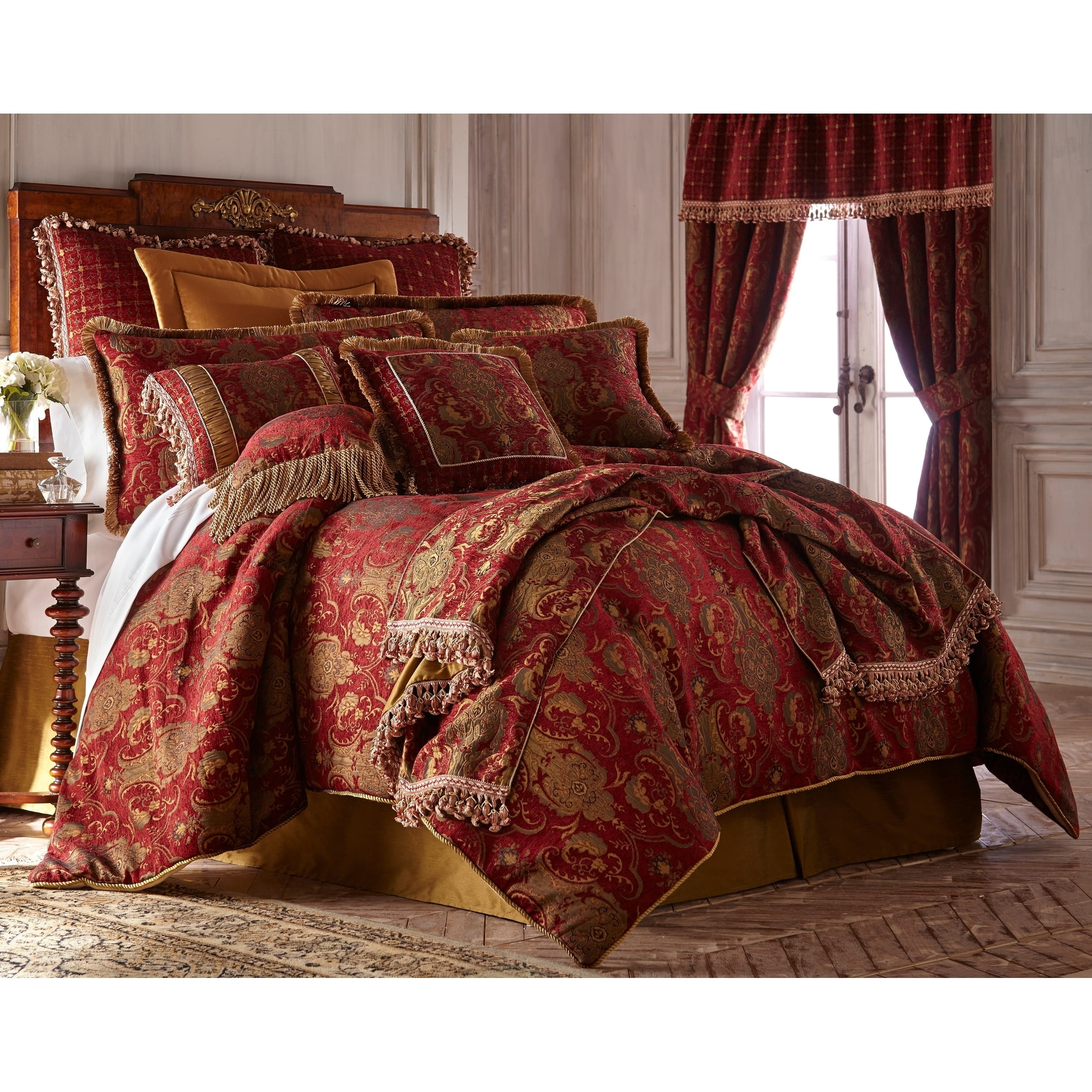 King Red and Gold Polyester Jacquard Comforter Set