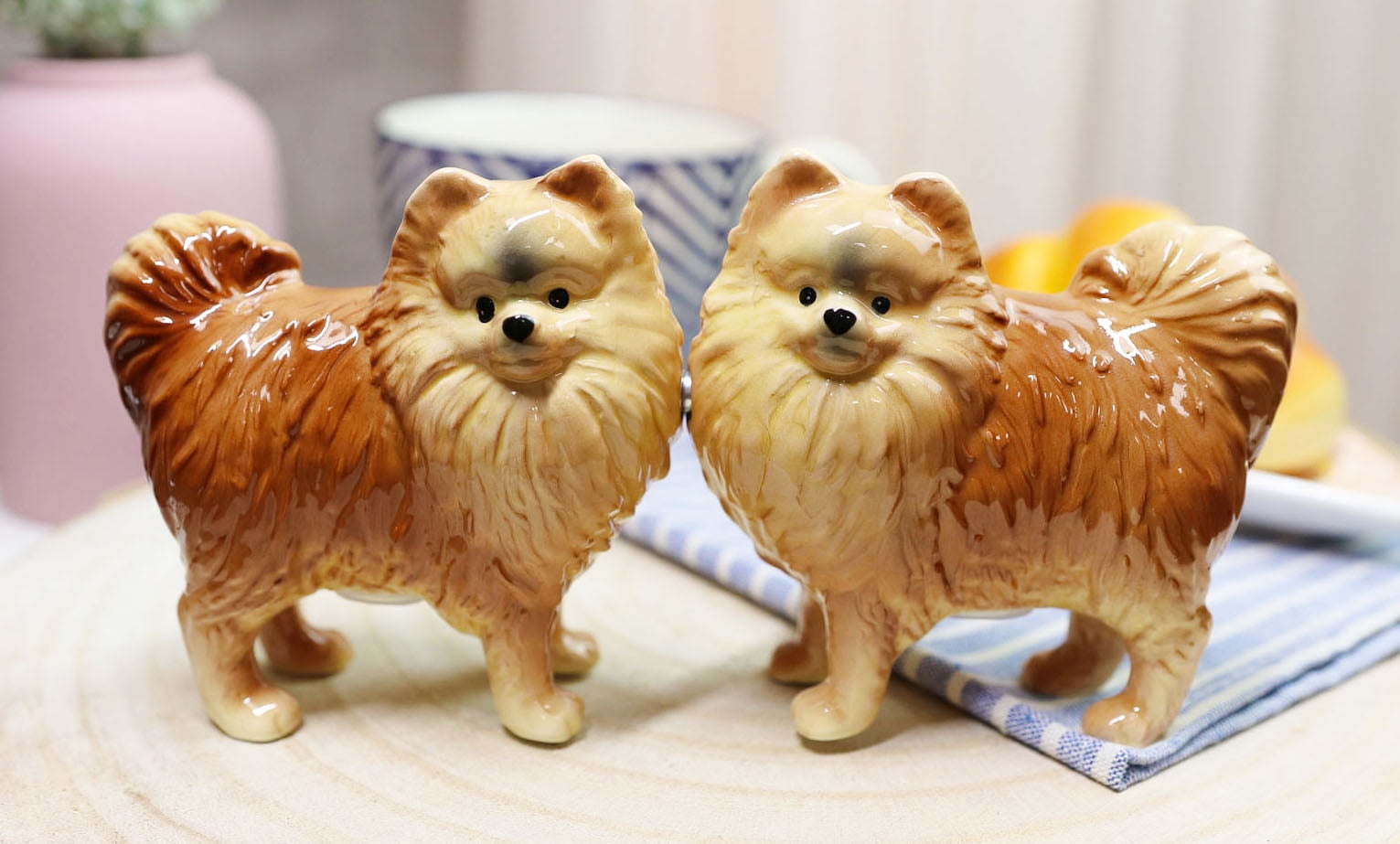 Ceramic Salt & Pepper Set Magnetic Dogs