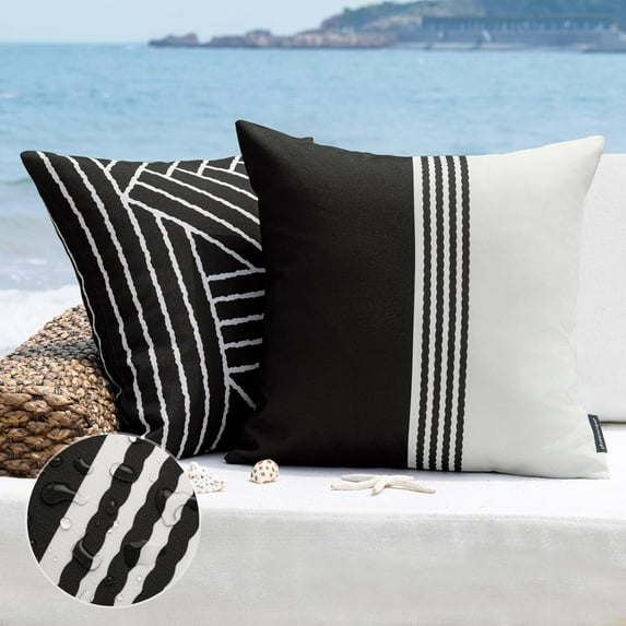 Pack of 2 Outdoor Indoor Throw Decorative Pillow Cover Contrast Color Design Decorative Waterproof Patio Pillows Cushion Case for Couch Tent Park,Black and White 18 x 18 in