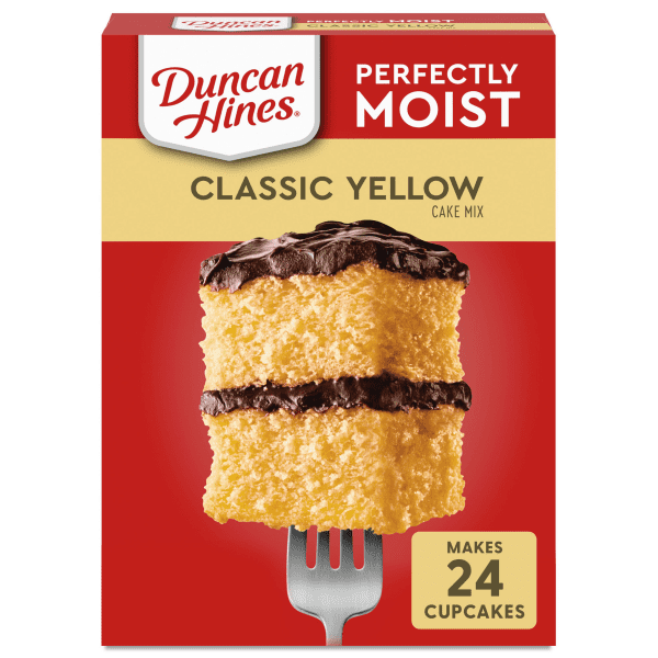 Pack of 2 Duncan Hines Perfectly Moist Classic Yellow Cake Mix, 15.25 oz