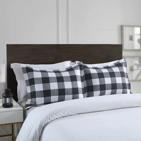 Pack of 2 Pillow Cases, Red and Black Plaid Buffalo Check Gingham Checker Geometric Pattern Printed, Soft Microfiber Pillowcases