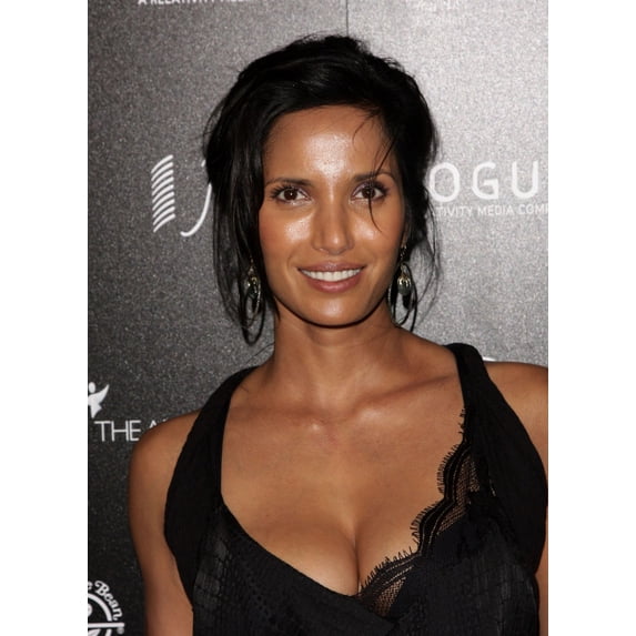 Padma Lakshmi At Arrivals For The Art Of Elysium 2Nd Annual Genesis Event, Milk Studios, Los Angeles, Ca August 28, 2010. Photo By Adam OrchonEverett Collection Celebrity (16 x 20)