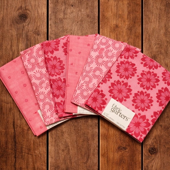 6 Fat Quarters - Blushing Blooms Fat Quarter Bundle