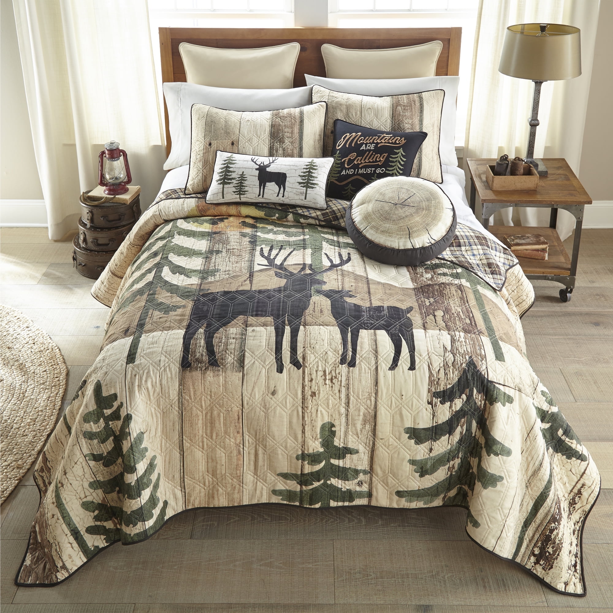 King Size Brown Reversible Painted Deer Quilt Set