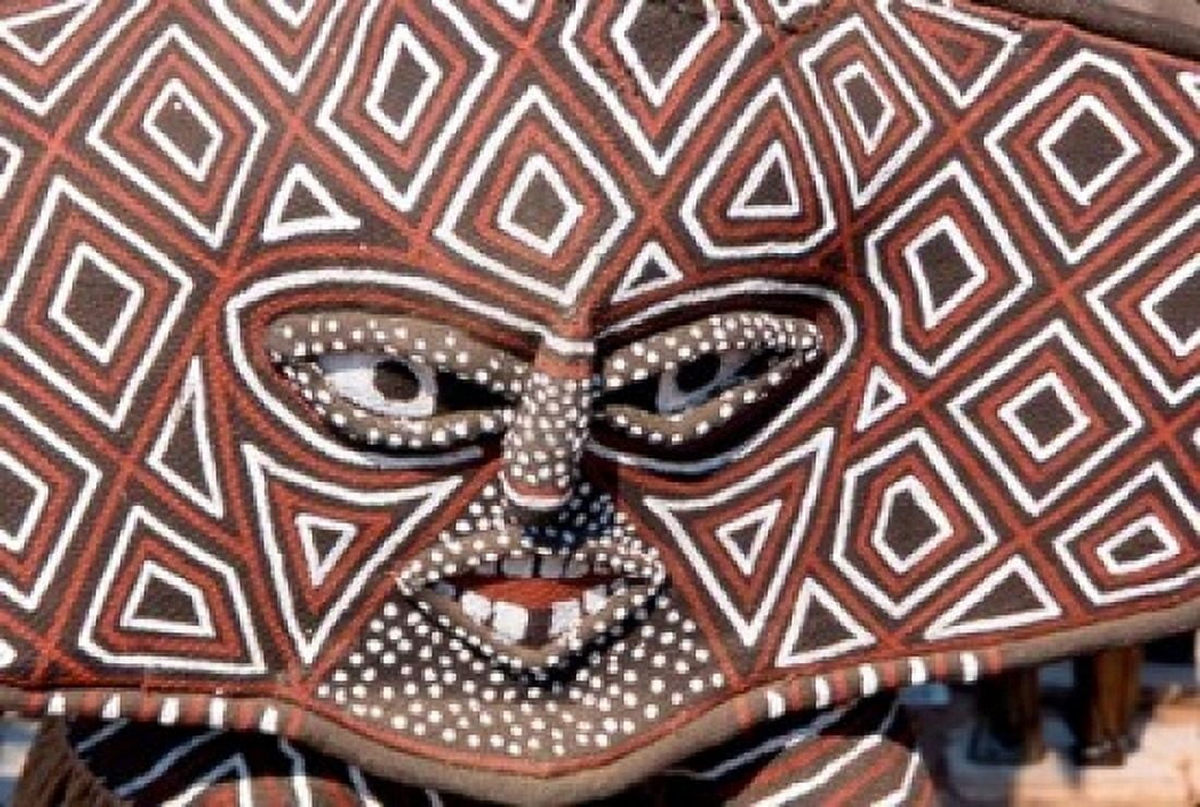 Painted Geometric Mask Zimbabwe Canvas Art - Claudia Adams DanitaDelimont (17 x 11)