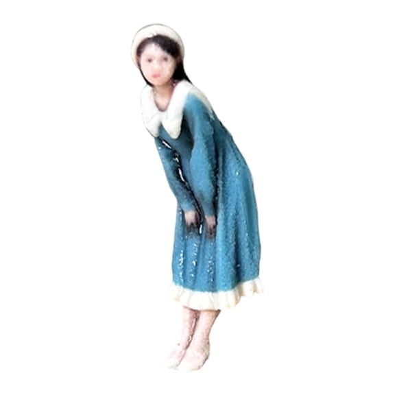 Painted Miniature Girl People Figure Tiny People Figurine Resin Material for Model Display Photography