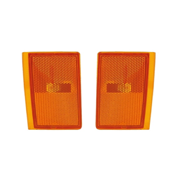 Pair Of Lower Side Marker Lights Fits GMC C1500 Suburban Gm2551105 5975195