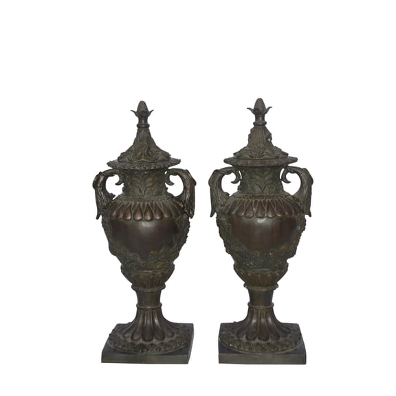 Pair of Urns bronze statue - Size: 10"L x 9"W x 25"H.