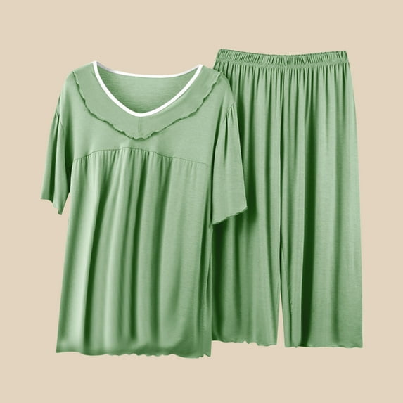 Pajamas Set for Women Summer Casual 2 Piece Sleepwear Short Sleeve Tops and Capri Pants Loungewear Clearance Green L