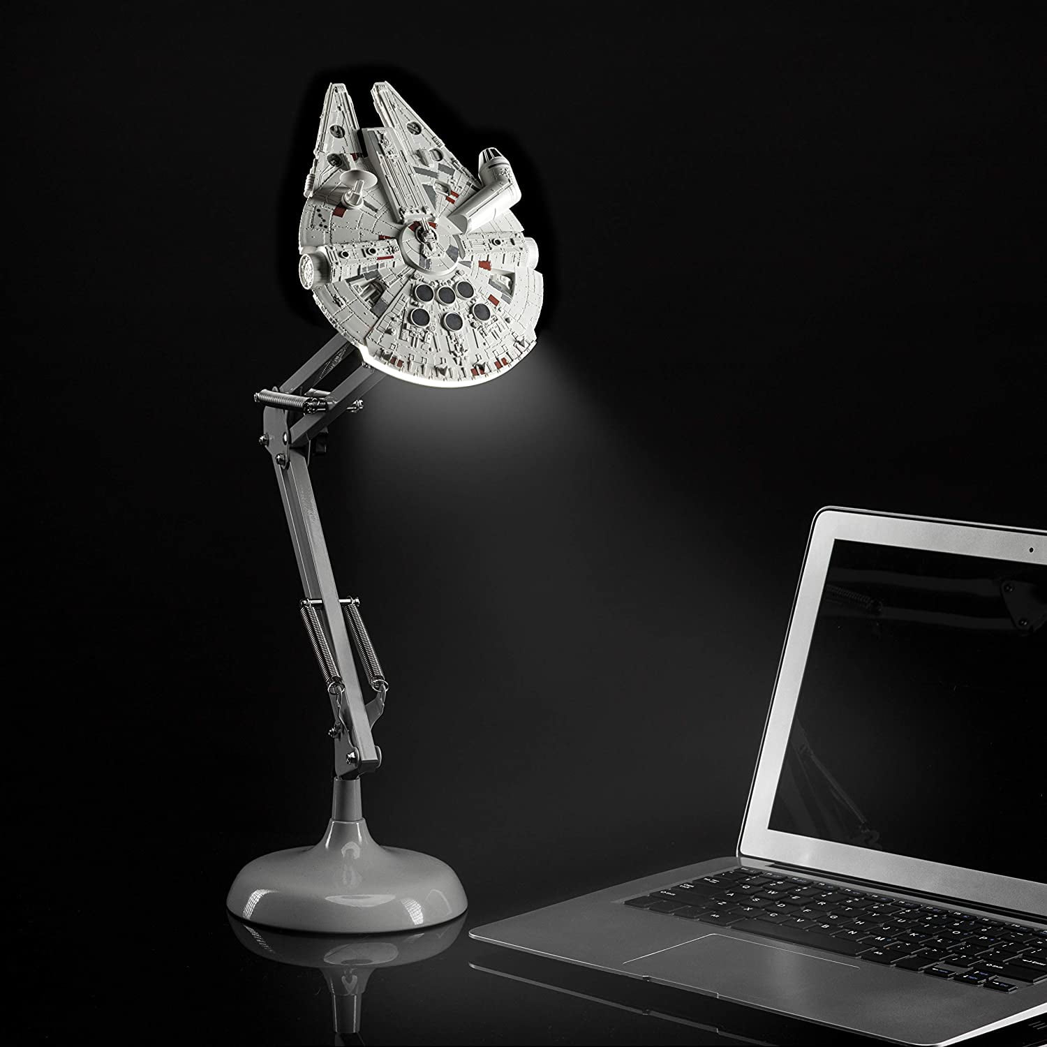 Paladone Millennium Falcon Posable Desk Light Adjustable Height Star Wars Millennium Falcon Desk Light