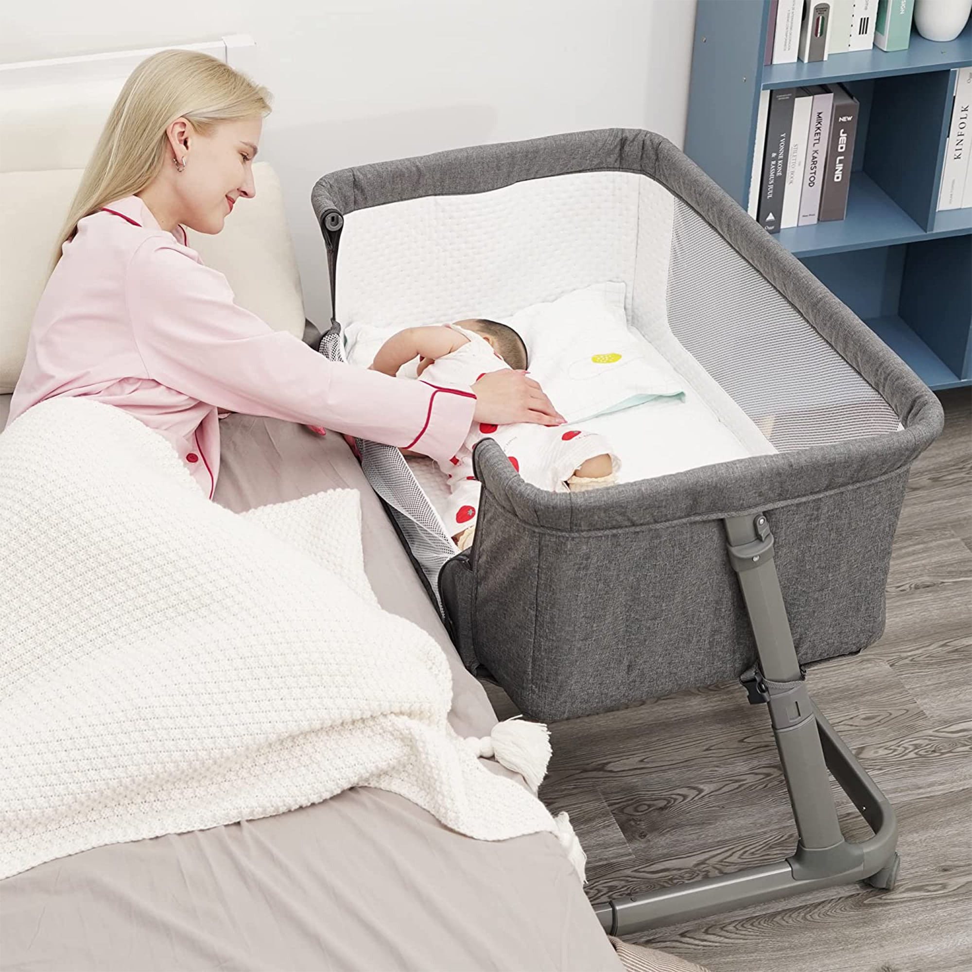 Pamo Babe Unisex Infant Flat Bedside Sleeper Bassinet with Wheels and Floding Frame For 0-9 months (Grey) -
